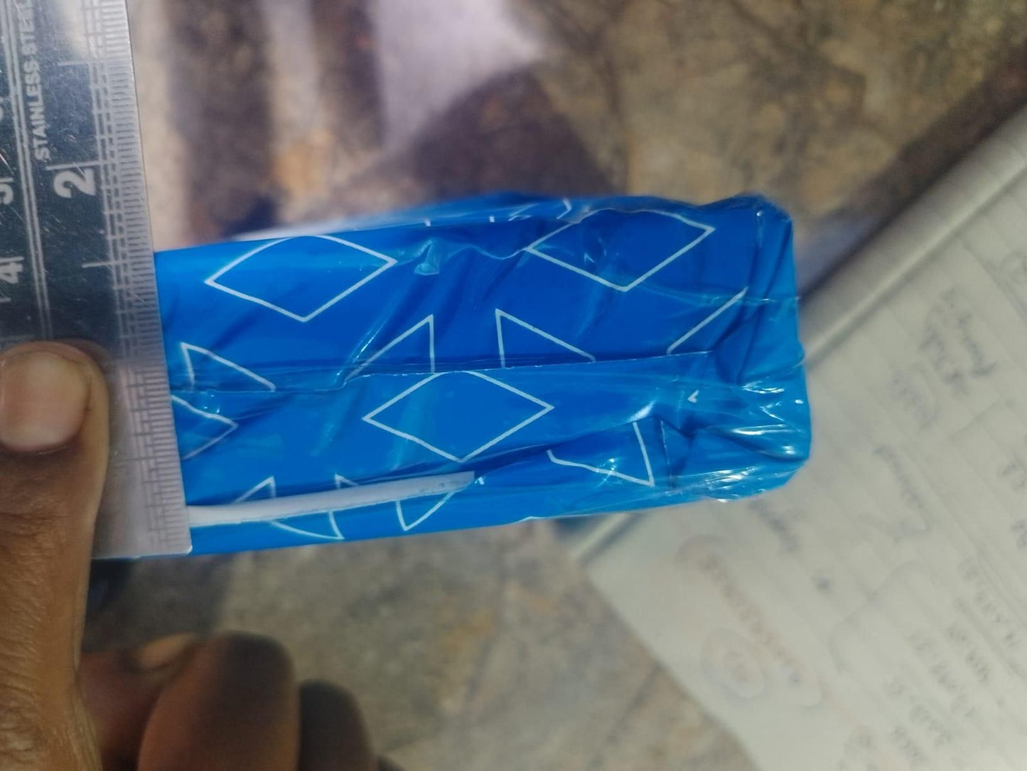 Double Sided Adhesive Fabric Fusion Tape cs2856-ri