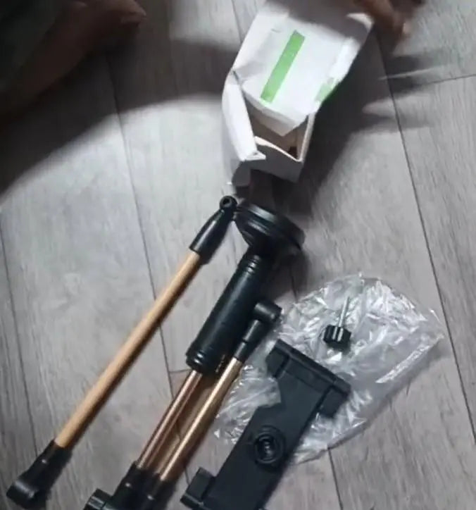 Mobile Phone & Tablet Stand-Flexible Clip cs2856-ri