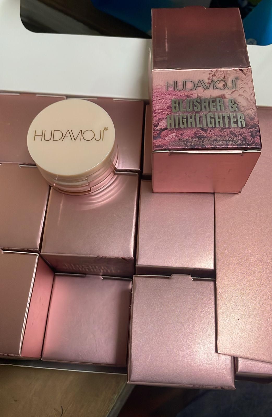 3 in1 Face Blusher + Highlighter with Mini Compact Travel Friendly Palette cs2856-ri