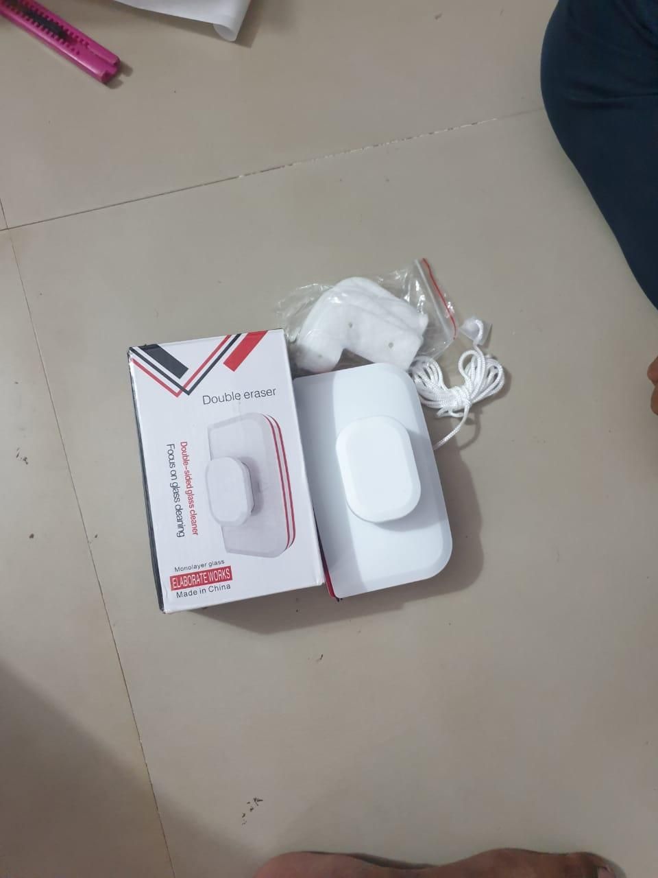 Double Sided Glass Cleaner cs2856-ri