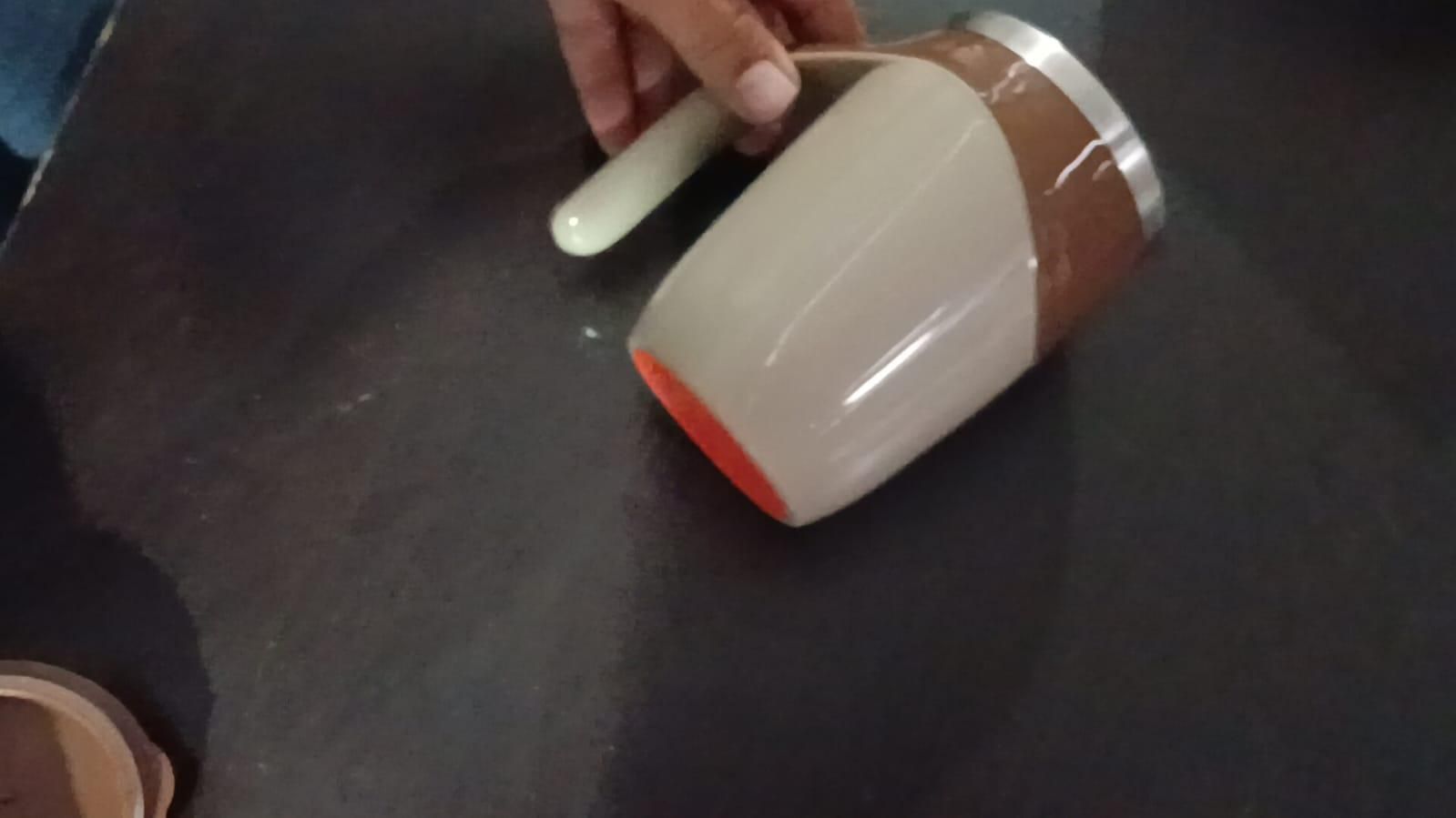 Self Stirring Magnetic Mug cs2856-ri