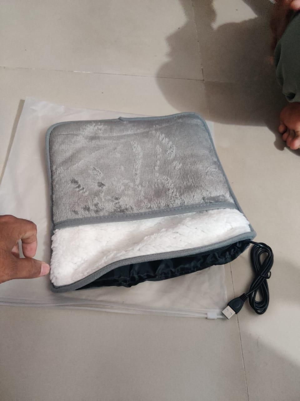 Store Lightweight Household Foot Heating Pad cs2856-ri