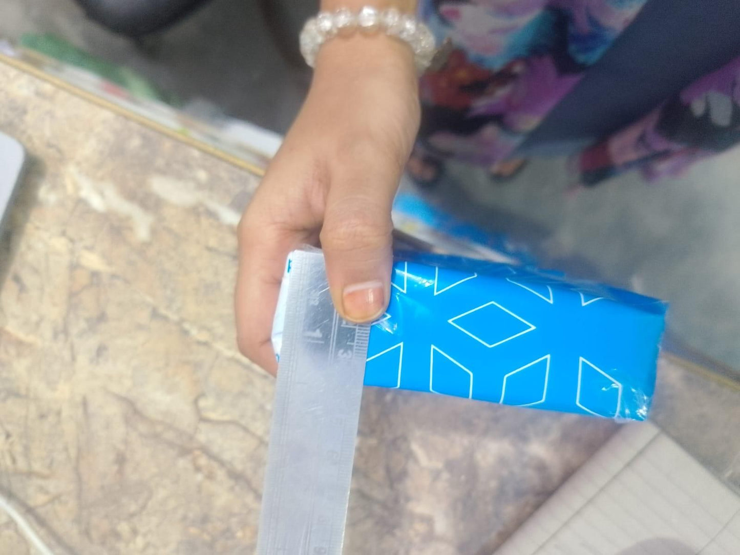 Double Sided Adhesive Fabric Fusion Tape cs2856-ri