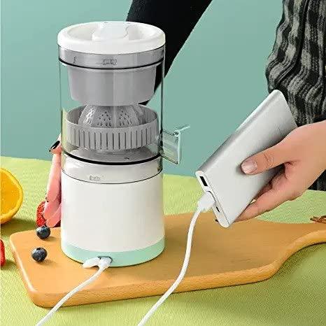Electric Citrus Juicer : Ideal for juicing halved citrus fruits cs2856-ri
